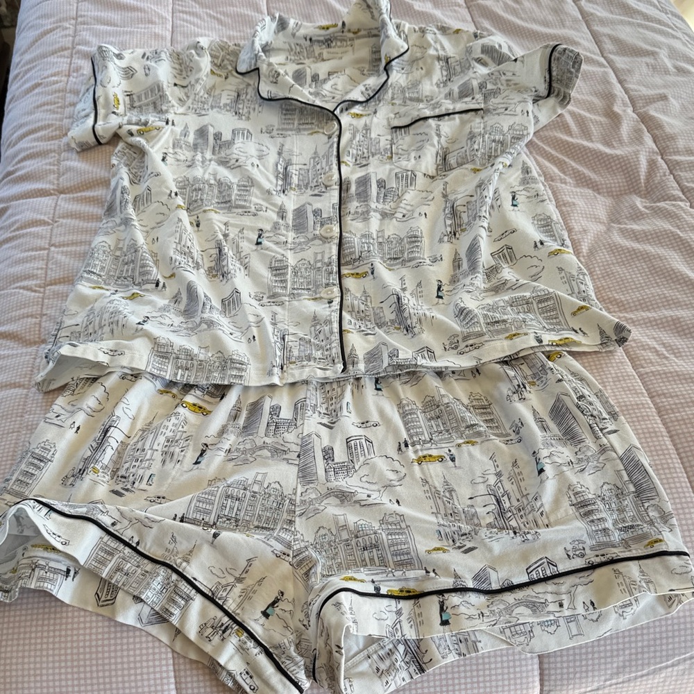 BedHead White and Yellow Cityscape Pajama Set